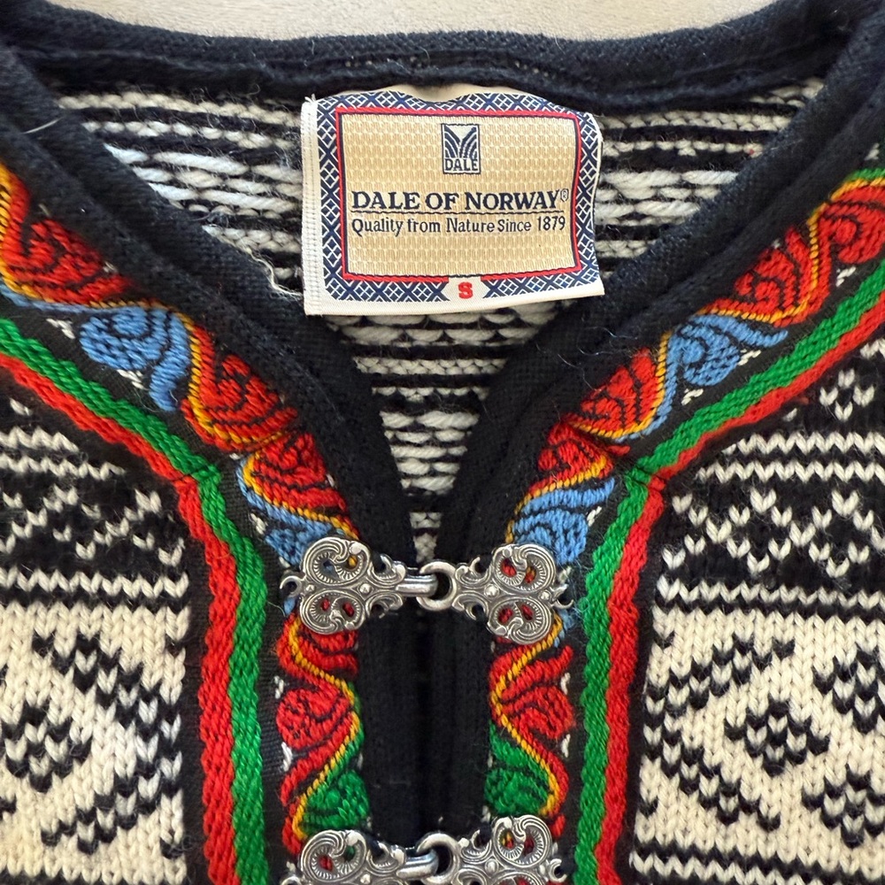 Dale of Norway 100% Wool Sweater  Sz Men’s Small